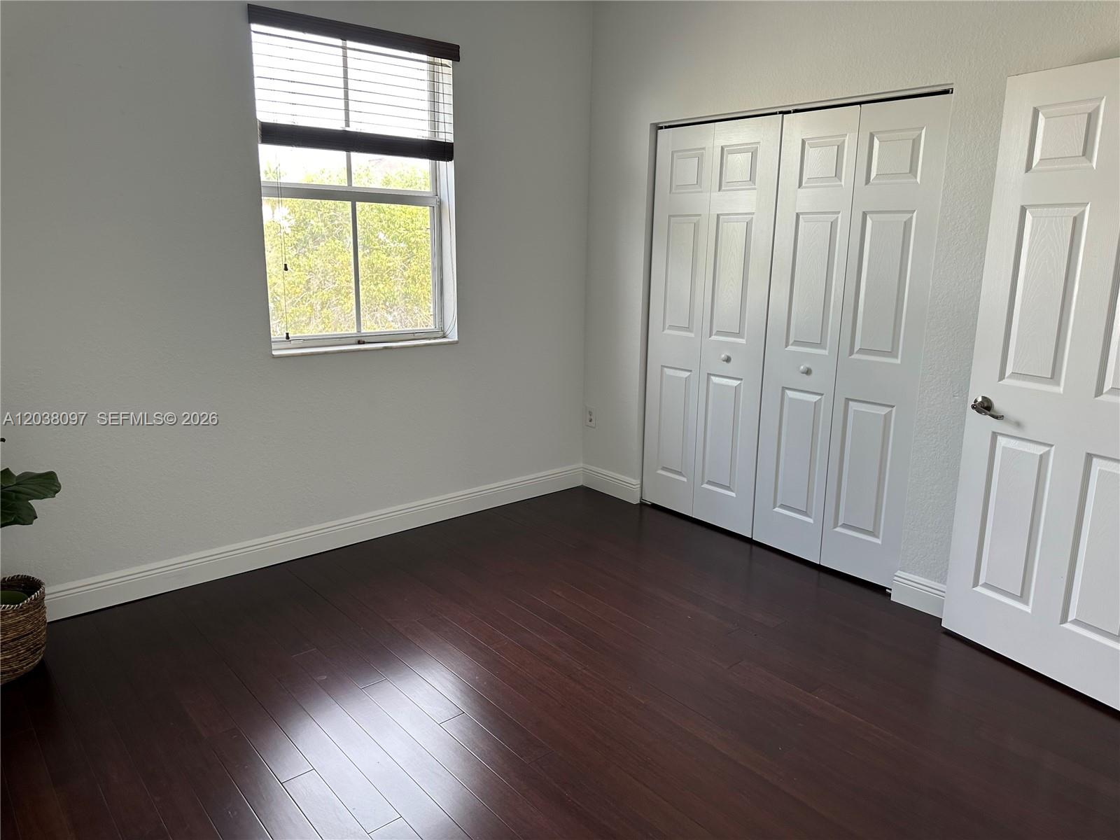 Coral Lakes Kingdom townhouse — dining area open to living room — 2555 SW 147th Path Miami FL 33185